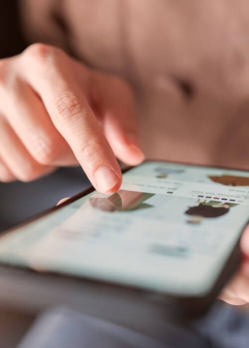 lady searching an e-commerce store on a smartphone