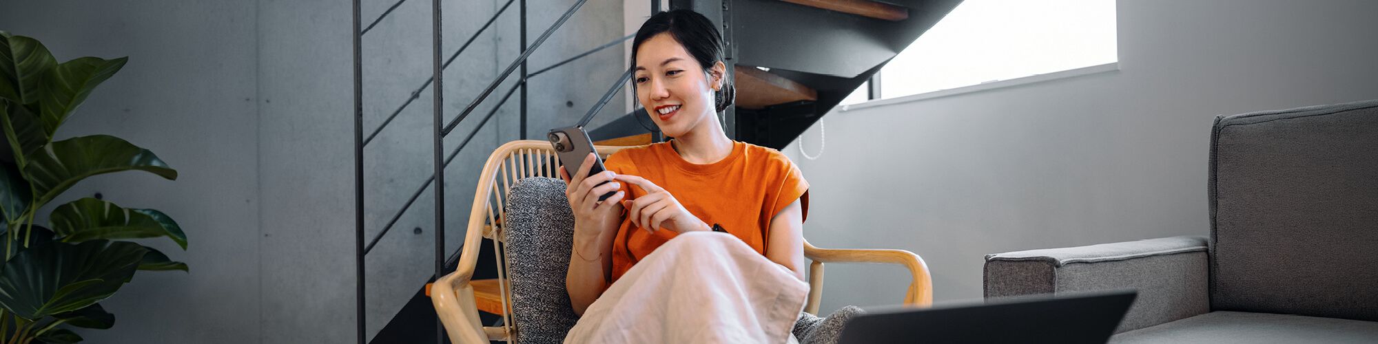 lady using her phone